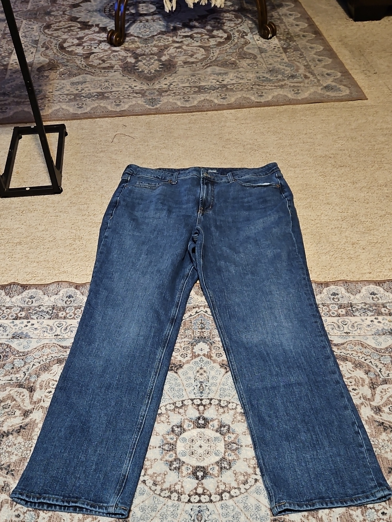 Old Navy Straight Leg Jeans In Dark Blue Wash
